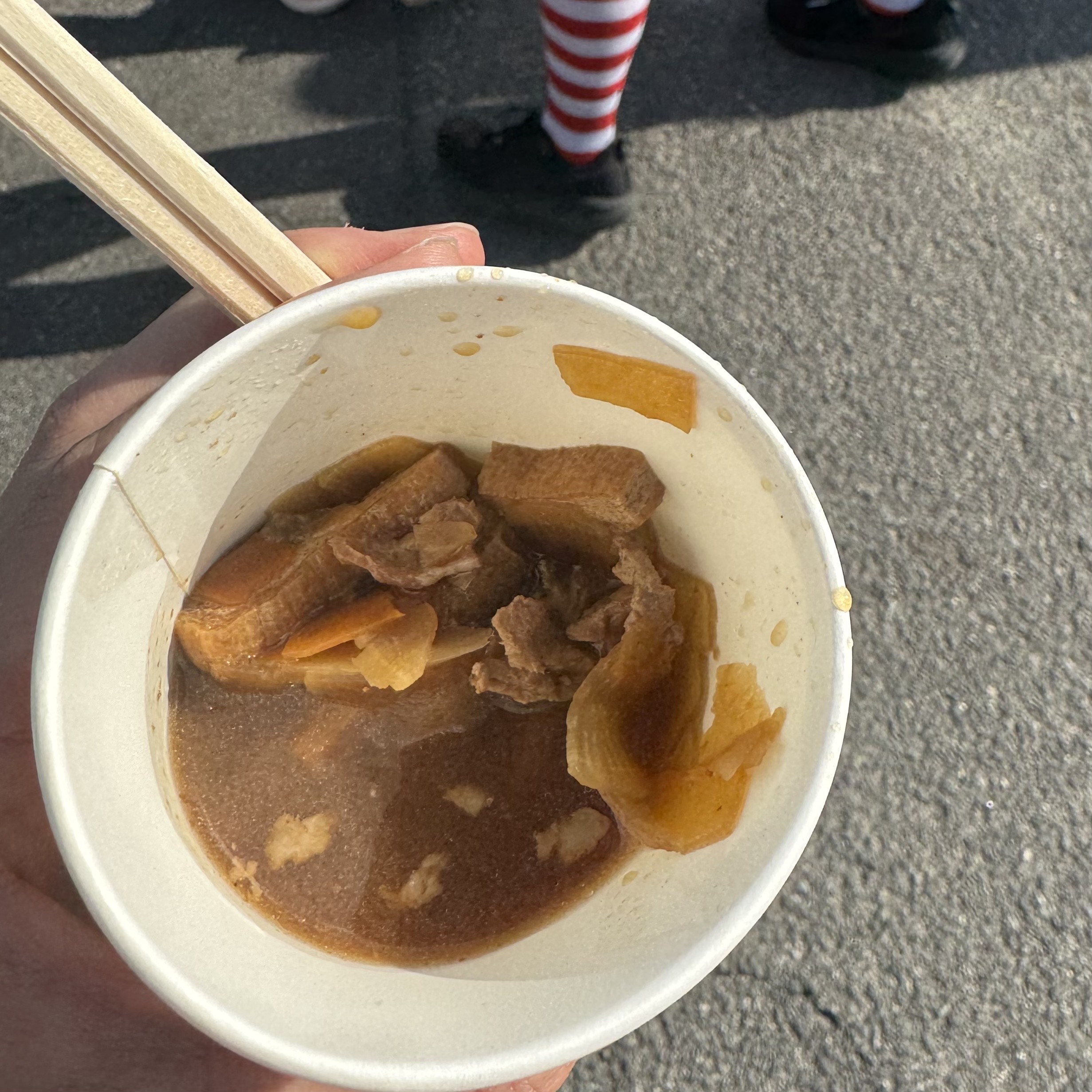 にしおマラソンエイド 豚汁